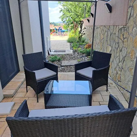 アパート D&m Porodicni